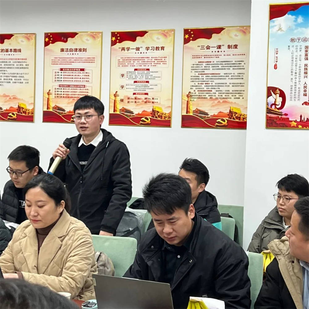 8461f05cca6e08cb8e08c8984f7a710a.jpg 8461f05cca6e08cb8e08c8984f7a710a.jpg