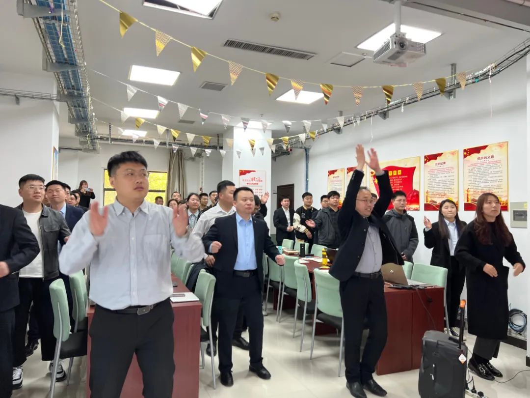 d781b996b257b771bedc26dd47294380.jpg d781b996b257b771bedc26dd47294380.jpg