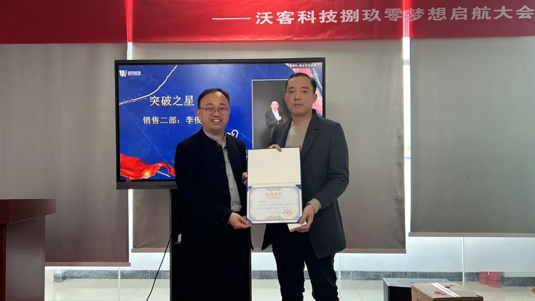 0c04a6b8ab236808a9d50a8ef7cbb524.jpg 0c04a6b8ab236808a9d50a8ef7cbb524.jpg