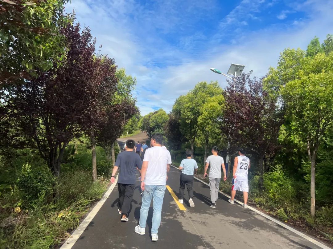 c3dc712900ac723edab551bcdf7367ee.jpg c3dc712900ac723edab551bcdf7367ee.jpg